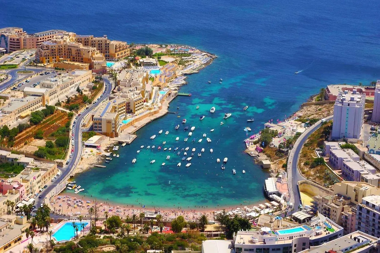 Luxury Apartment With Balcony, Central Area Gzira Malta