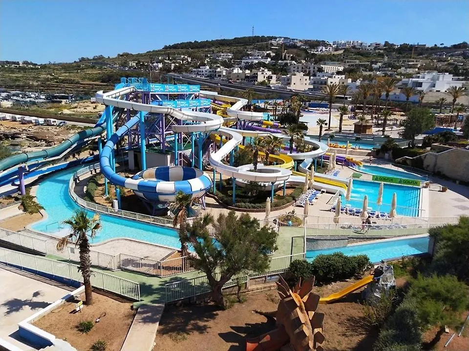 Luxury Apartment With Balcony, Central Area Gzira Malta