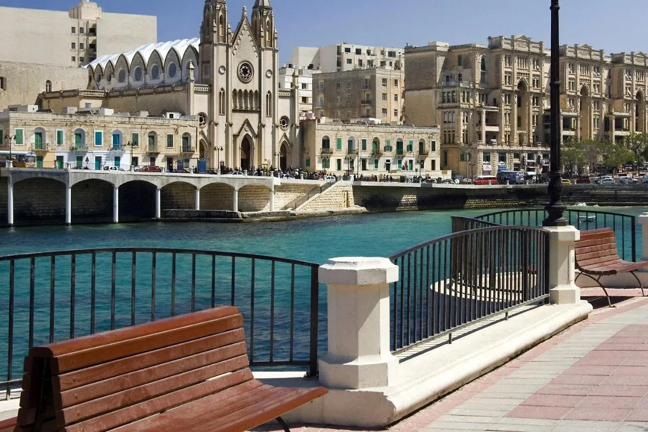 Luxury Apartment With Balcony, Central Area Gzira